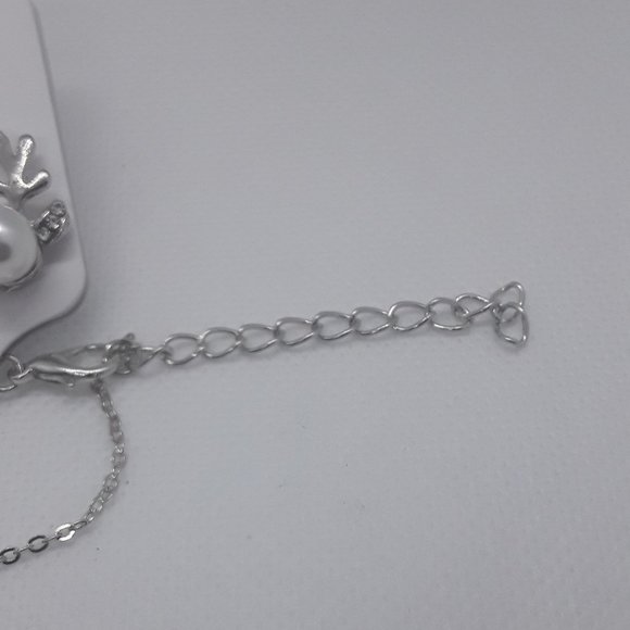 Dashing Through The Snow Reindeer Necklace Earring Set - Picture 5 of 6